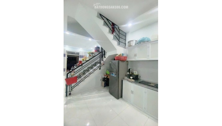 Nhà Giá Rẻ LongTrường-Quận 9-Sát Chợ--Sổ Riêng-3Tầng Đã Hoàn Công-An Ninh-4,7Tỷ